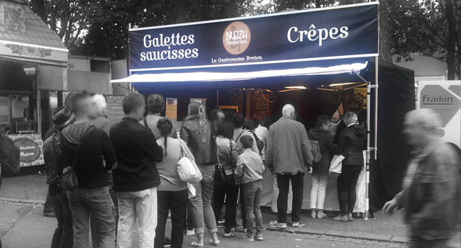 Repas Crêpes groupe Lorient Bretagne Pays de la Loire traiteur crêpier Breizh Tentation